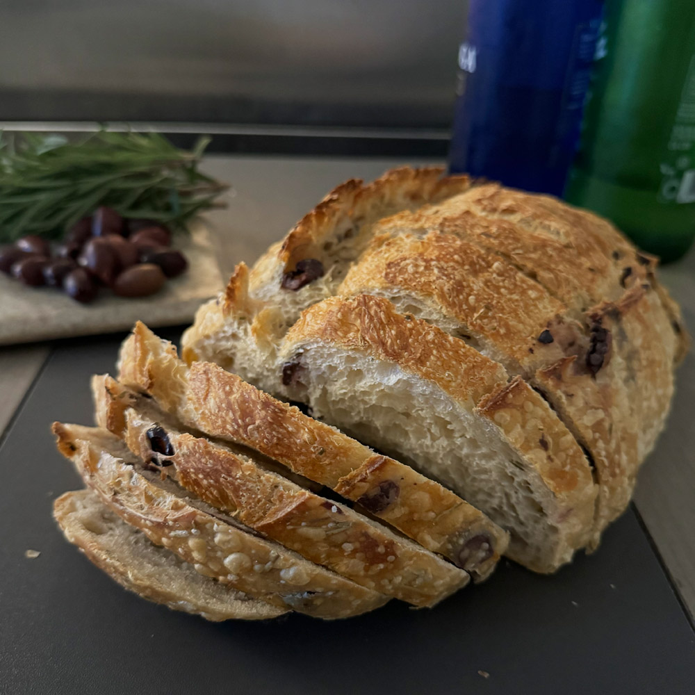 Sourdough olive and rosemary loaf - frozen sliced